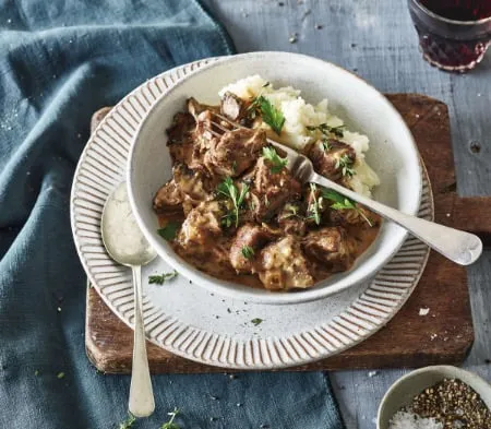 Cook slow cooked rump of beef in brandy sauce